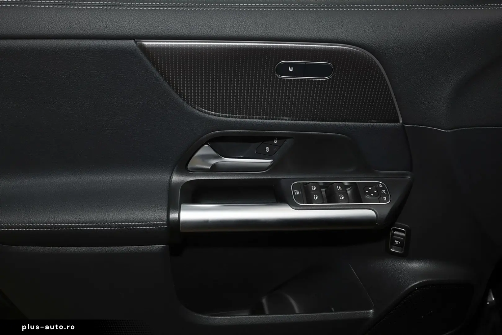 MERCEDES-BENZ EQA 250 AMG PANO DISTRO 360  KEYLESS NIGHT 20