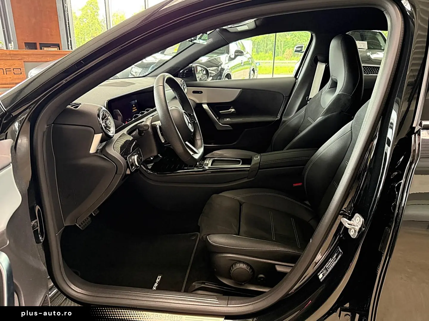 MERCEDES-BENZ A 200 AMG 360  Distronik Nightpaket Tot-Spur