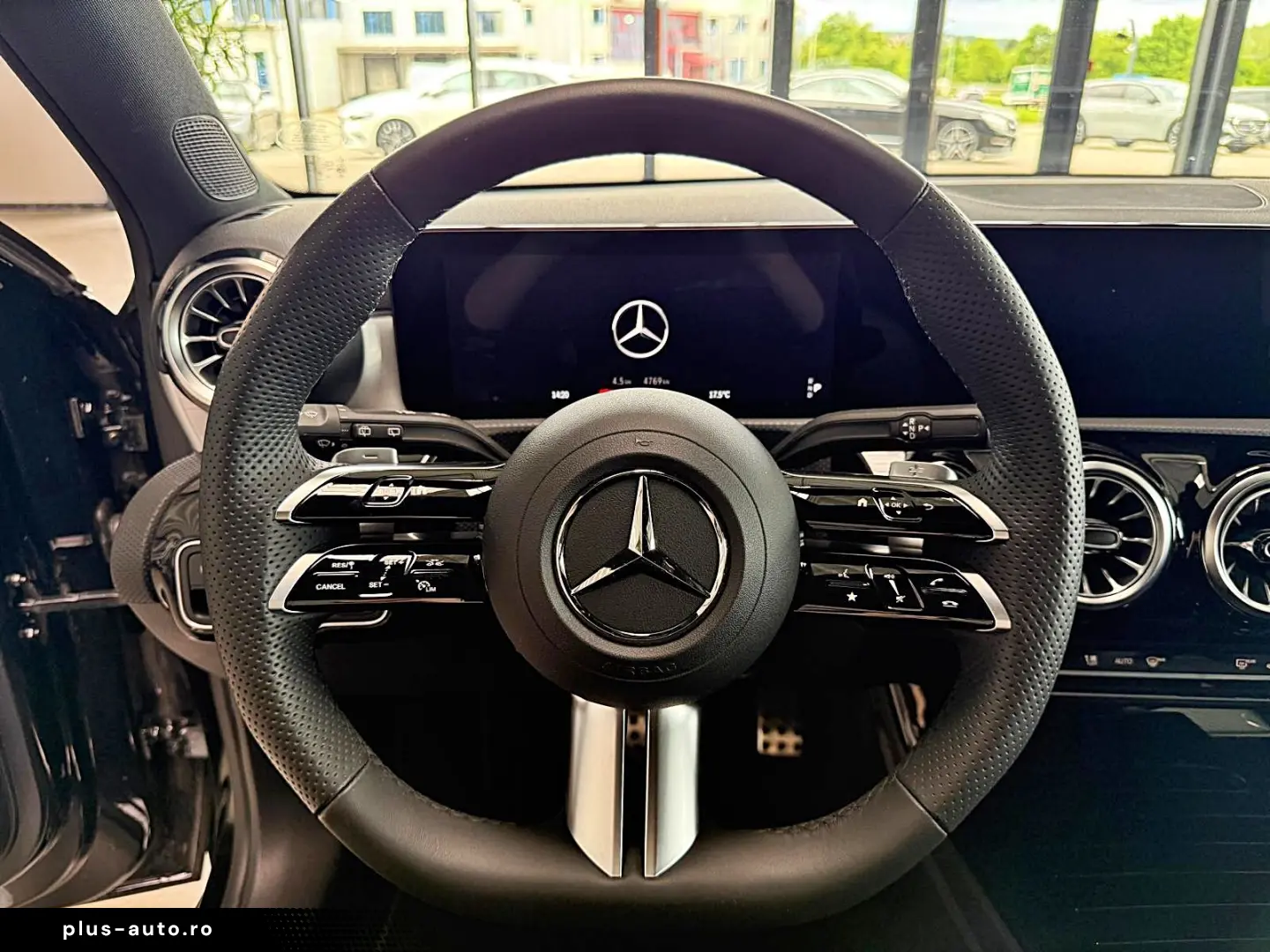 MERCEDES-BENZ A 200 AMG 360  Distronik Nightpaket Tot-Spur