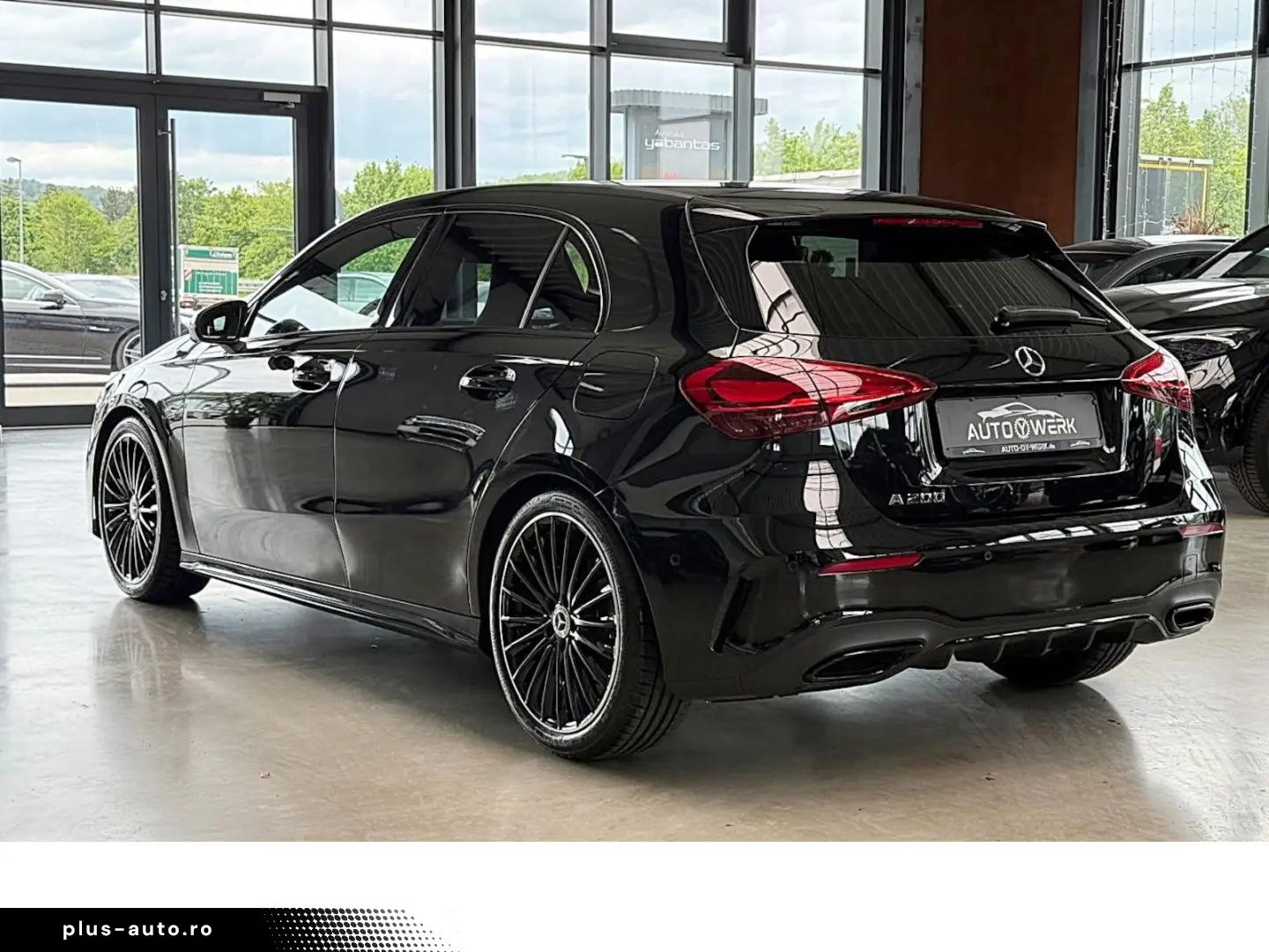 MERCEDES-BENZ A 200 AMG 360  Distronik Nightpaket Tot-Spur