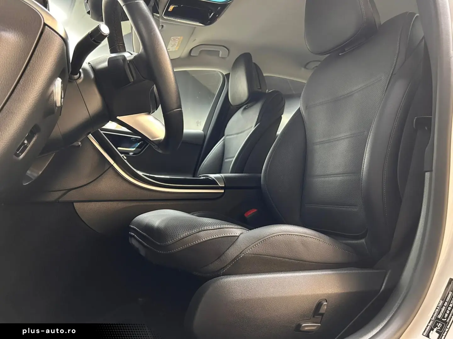 MERCEDES-BENZ C 300 d 9G NIGHT WIDE LEDER KAM LED ACC