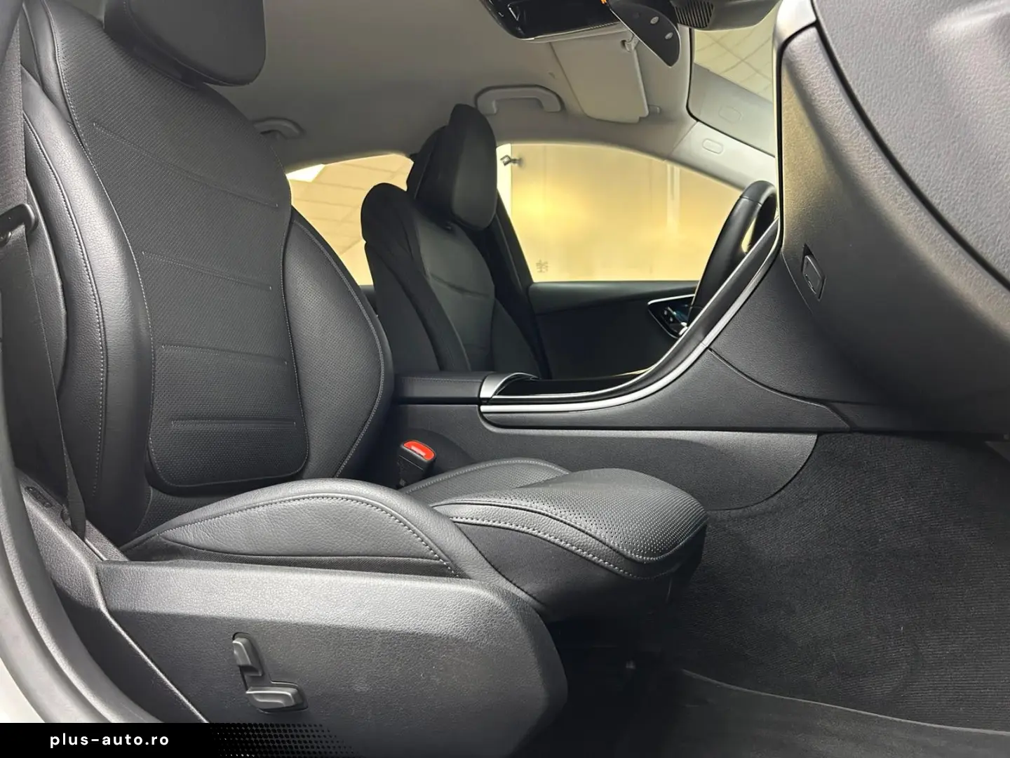 MERCEDES-BENZ C 300 d 9G NIGHT WIDE LEDER KAM LED ACC