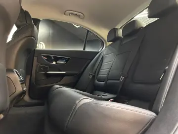 MERCEDES-BENZ C 300 d 9G NIGHT WIDE LEDER KAM LED ACC