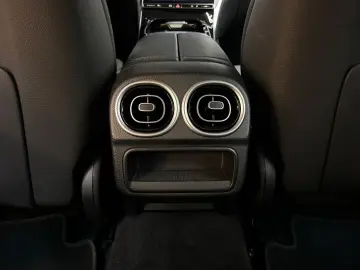 MERCEDES-BENZ C 300 d 9G NIGHT WIDE LEDER KAM LED ACC
