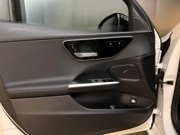 MERCEDES-BENZ C 300 d 9G NIGHT WIDE LEDER KAM LED ACC