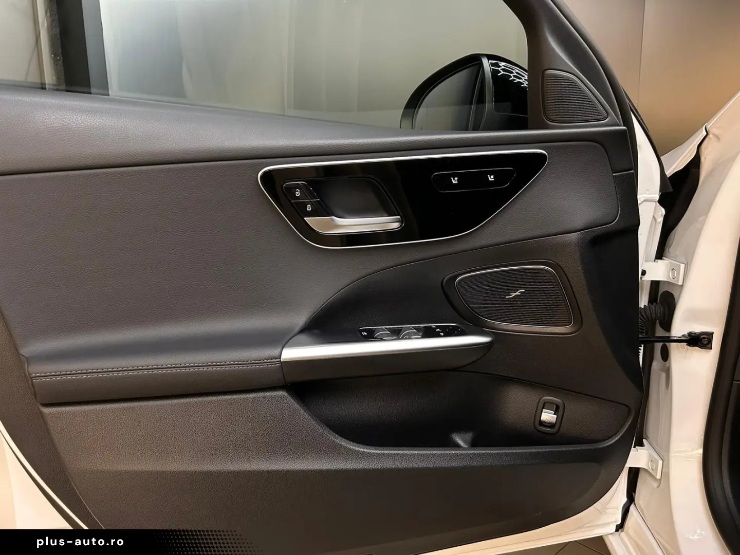 MERCEDES-BENZ C 300 d 9G NIGHT WIDE LEDER KAM LED ACC