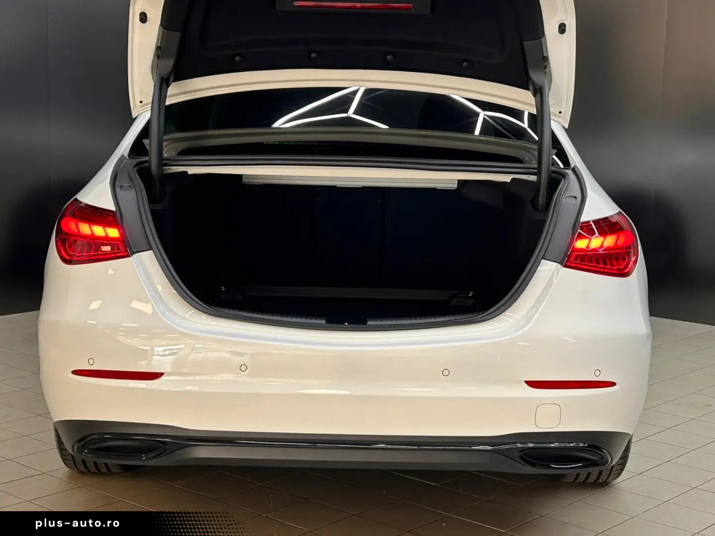 MERCEDES-BENZ C 300 d 9G NIGHT WIDE LEDER KAM LED ACC