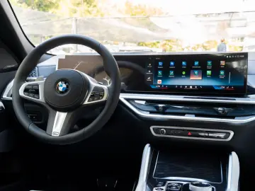 BMW X6 40d M SPORT.DR.ASS.SOFTC.SKY.H K.LED.360 .AHK