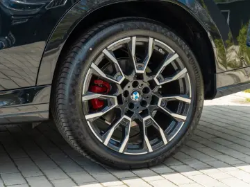 BMW X6 40d M SPORT.DR.ASS.SOFTC.SKY.H K.LED.360 .AHK