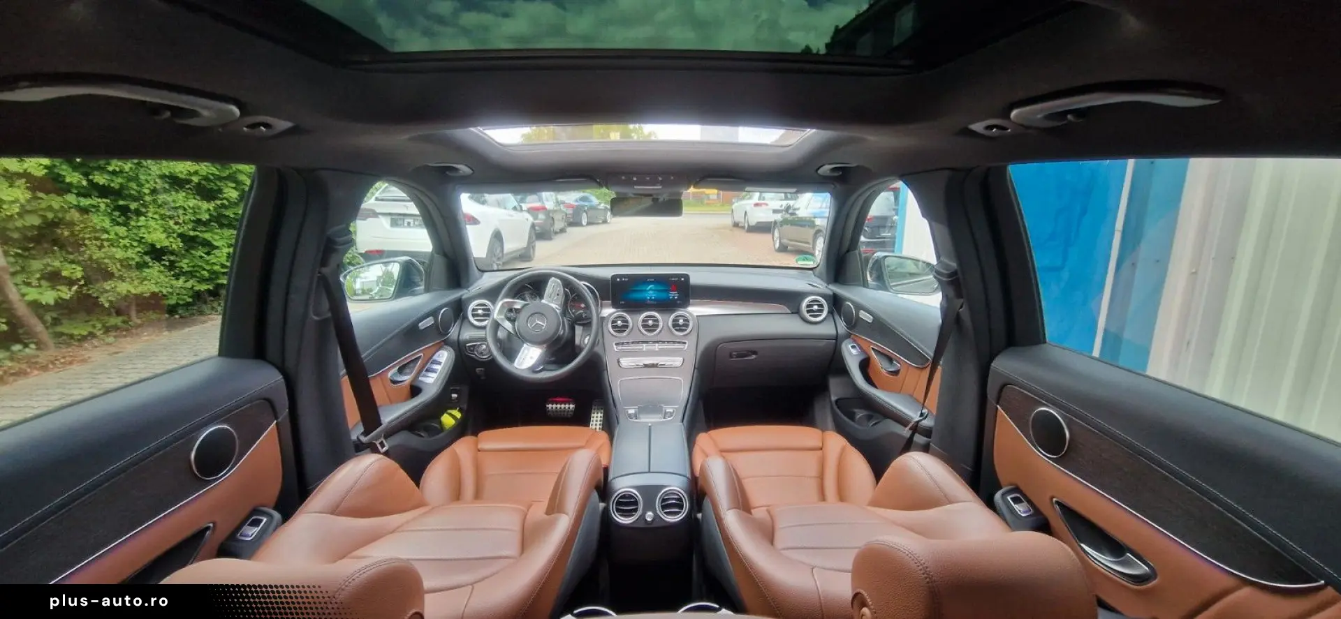 MERCEDES-BENZ GLC 300 d 4MATIC 9G-TRONIC AMG Line Pano AHK