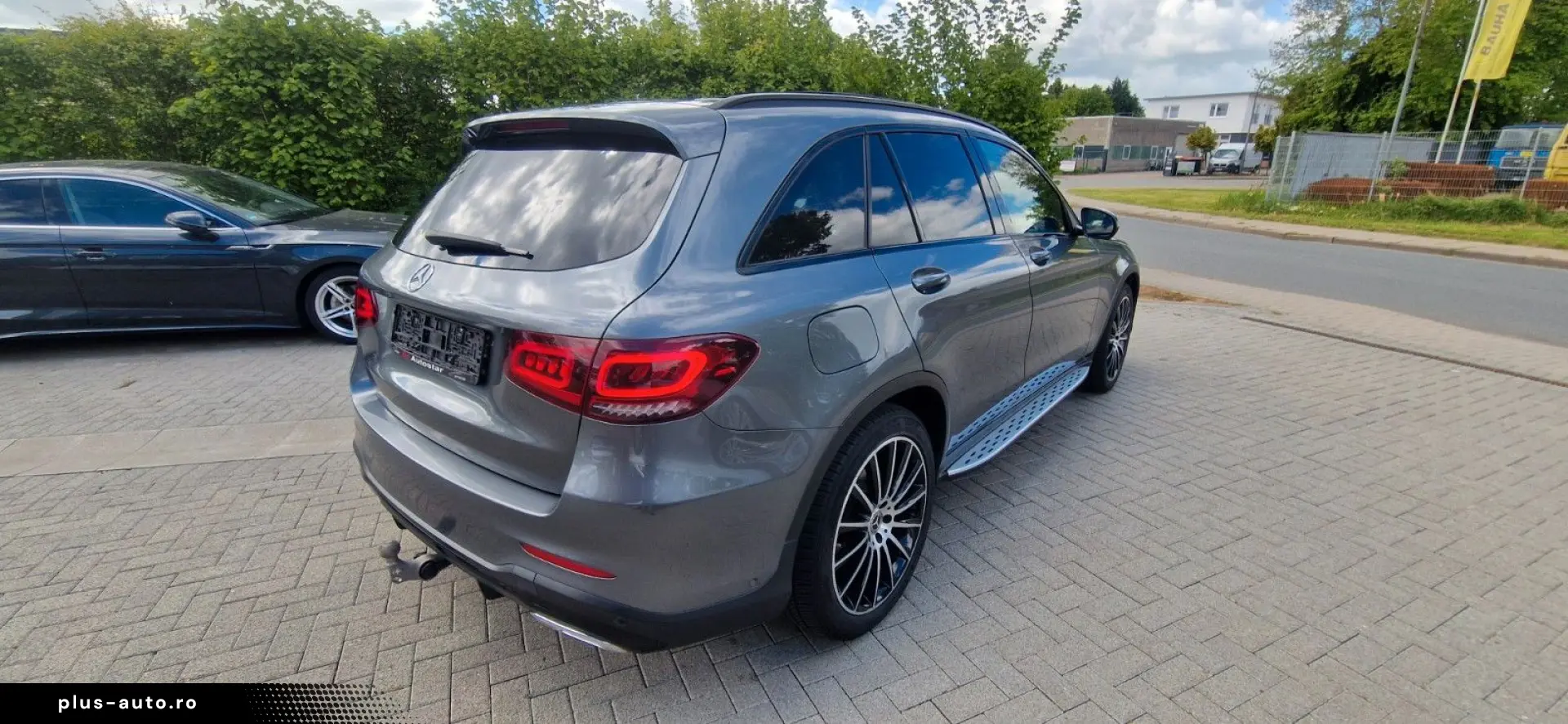 MERCEDES-BENZ GLC 300 d 4MATIC 9G-TRONIC AMG Line Pano AHK