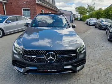 MERCEDES-BENZ GLC 300 d 4MATIC 9G-TRONIC AMG Line Pano AHK
