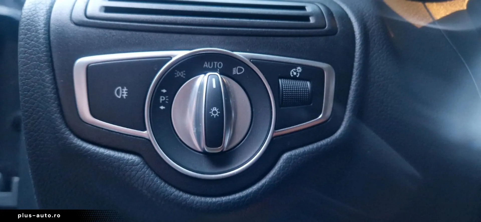 MERCEDES-BENZ GLC 300 d 4MATIC 9G-TRONIC AMG Line Pano AHK