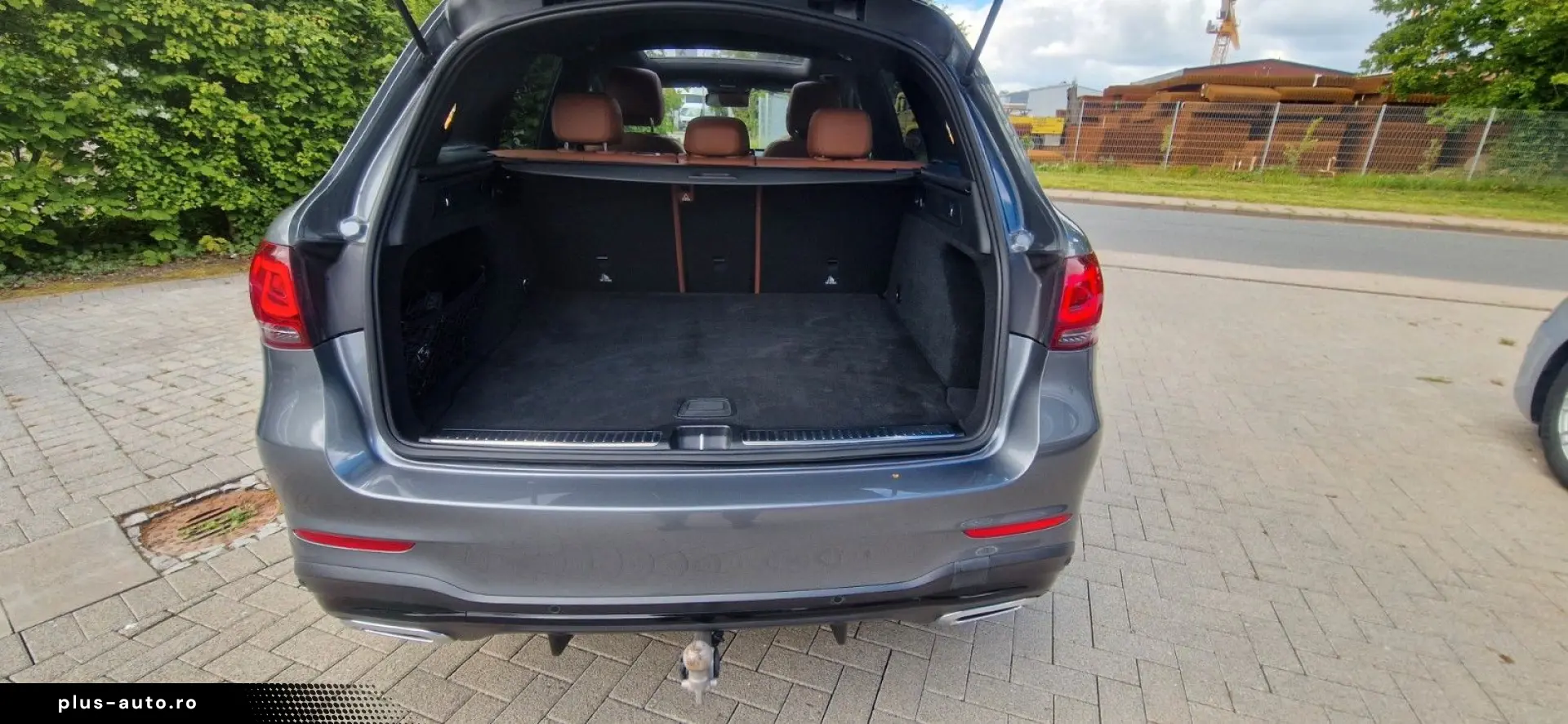 MERCEDES-BENZ GLC 300 d 4MATIC 9G-TRONIC AMG Line Pano AHK