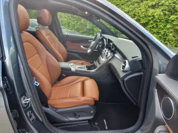 MERCEDES-BENZ GLC 300 d 4MATIC 9G-TRONIC AMG Line Pano AHK