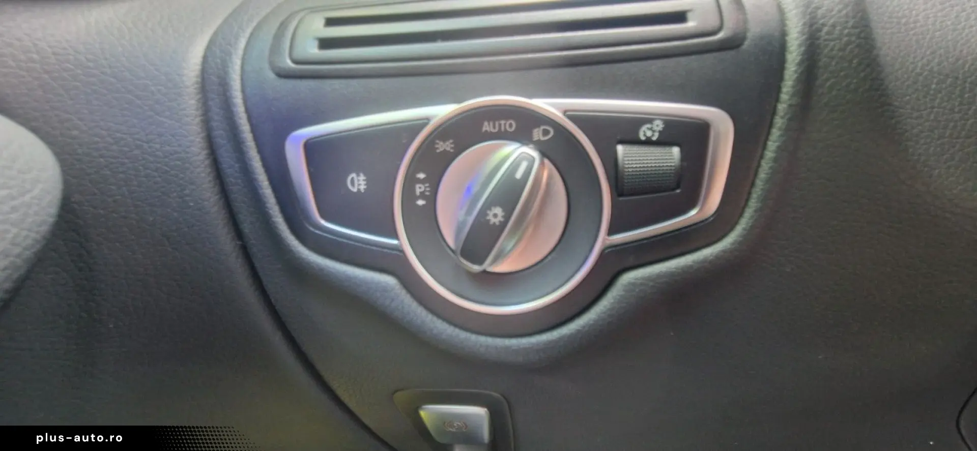 MERCEDES-BENZ GLC 300 d 4MATIC 9G-TRONIC AMG Line Pano AHK
