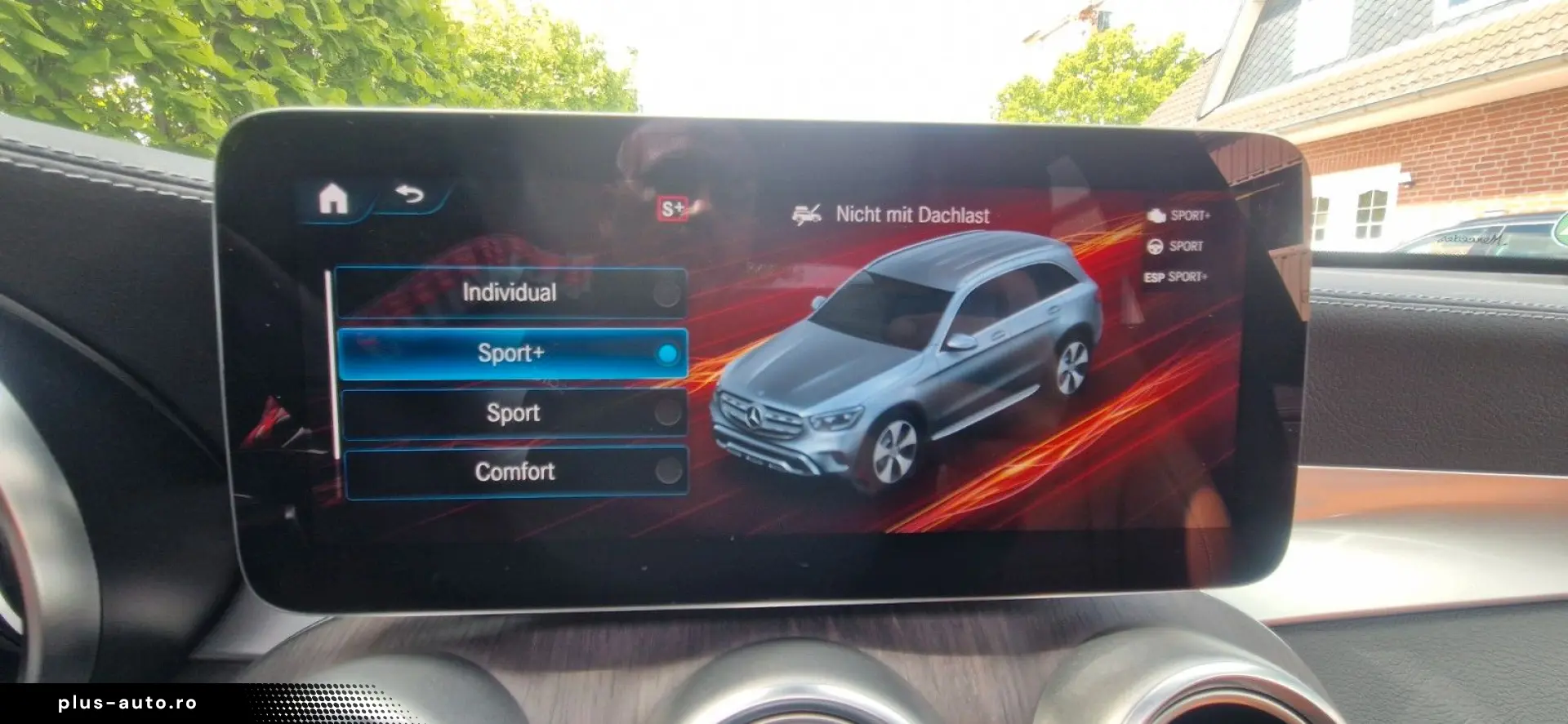 MERCEDES-BENZ GLC 300 d 4MATIC 9G-TRONIC AMG Line Pano AHK