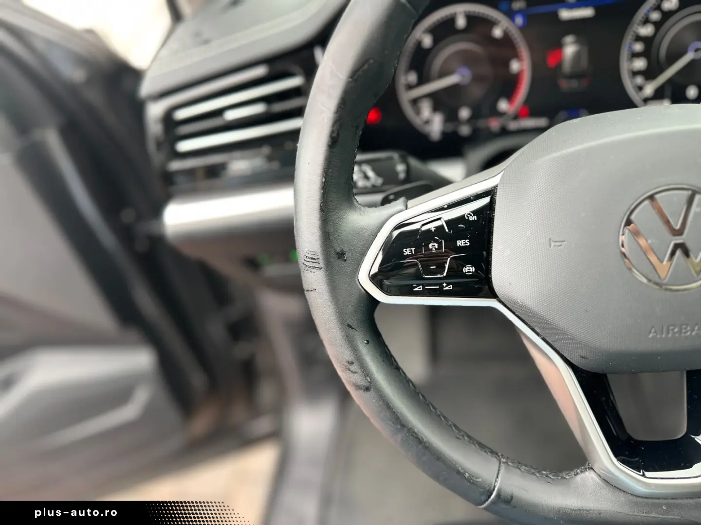 VW Touareg 3.0 TDI 4M R-CAM LED VIRTUAL ACC