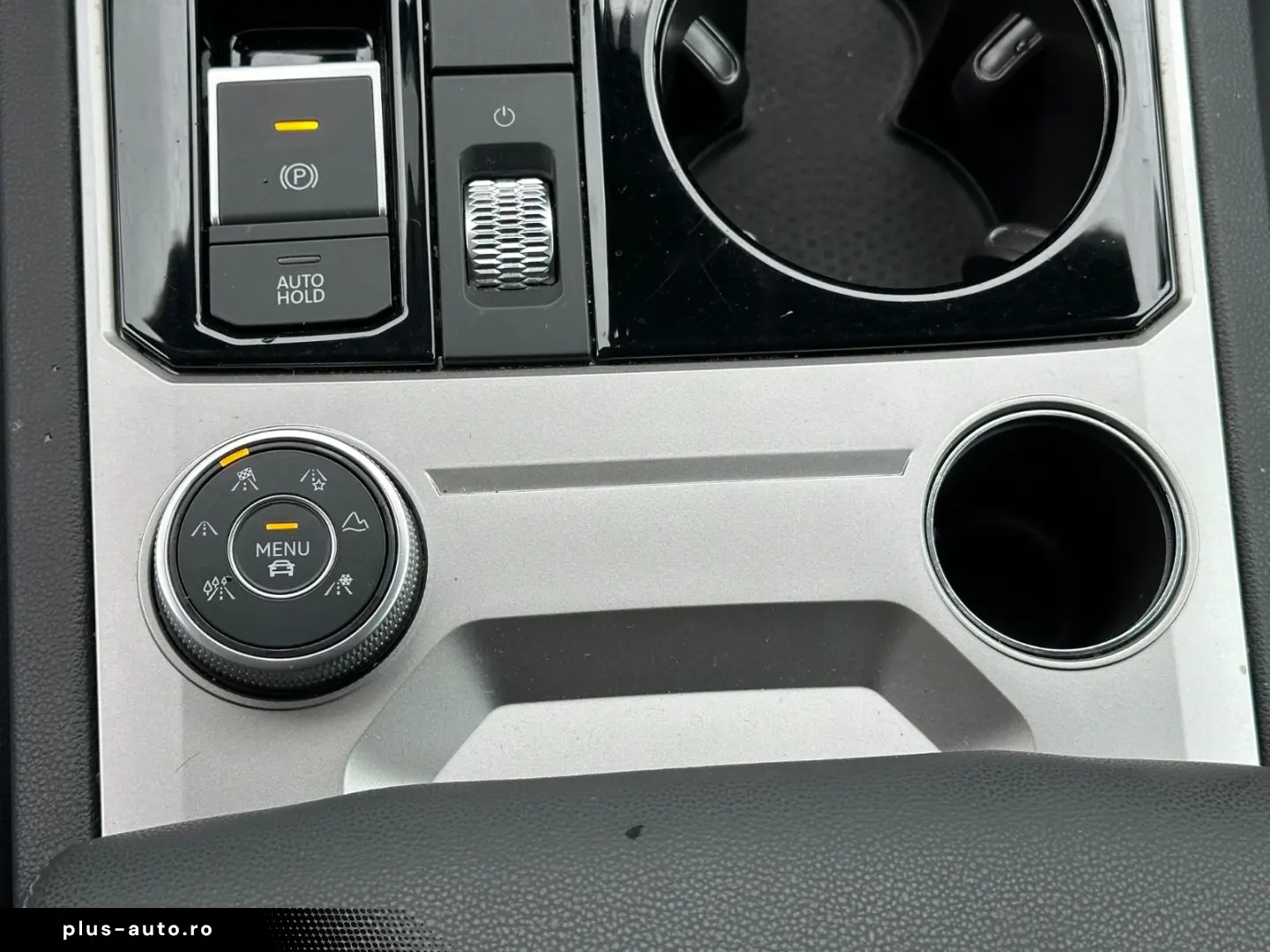 VW Touareg 3.0 TDI 4M R-CAM LED VIRTUAL ACC