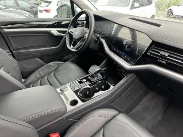 VW Touareg 3.0 TDI 4M R-CAM LED VIRTUAL ACC