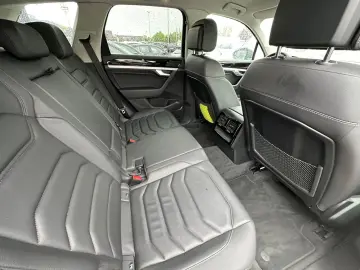 VW Touareg 3.0 TDI 4M R-CAM LED VIRTUAL ACC