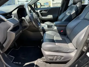 Toyota RAV 4 2.5 Hybrid