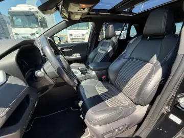 Toyota RAV 4 2.5 Hybrid