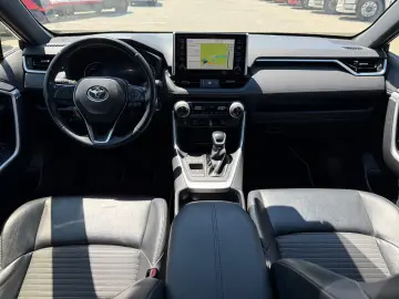 Toyota RAV 4 2.5 Hybrid