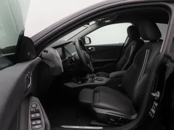 BMW 218 Gran Coupé HUD H K Komfort Sport Leder