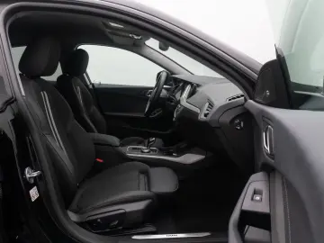 BMW 218 Gran Coupé HUD H K Komfort Sport Leder