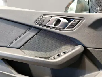 BMW 218d Gran Coupé Harman K LiveCockpitProf