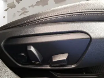 BMW 218d Gran Coupé Harman K LiveCockpitProf
