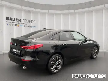 BMW 218 Gran Coupe d Sport Line LED Park