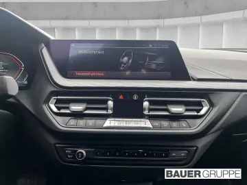BMW 218 Gran Coupe d Sport Line LED Park