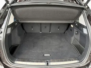BMW X1 XDRIVE25e xLine Kam Pano Navi 18  LED