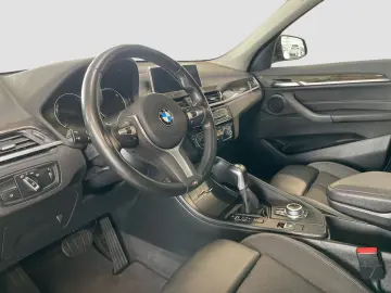 BMW X1 xDrive25e Navi Parkassist Pano HiFi LED