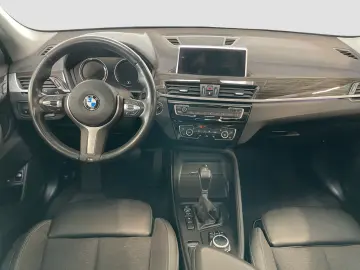 BMW X1 xDrive25e Navi Parkassist Pano HiFi LED
