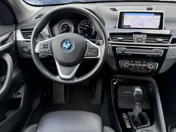 BMW X1 xDrive25e Sport Line LED Navi