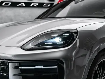 PORSCHE Cayenne Coupe 3 0 Luft Pano Stand