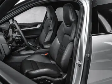 PORSCHE Cayenne Coupe 3 0 Luft Pano Stand