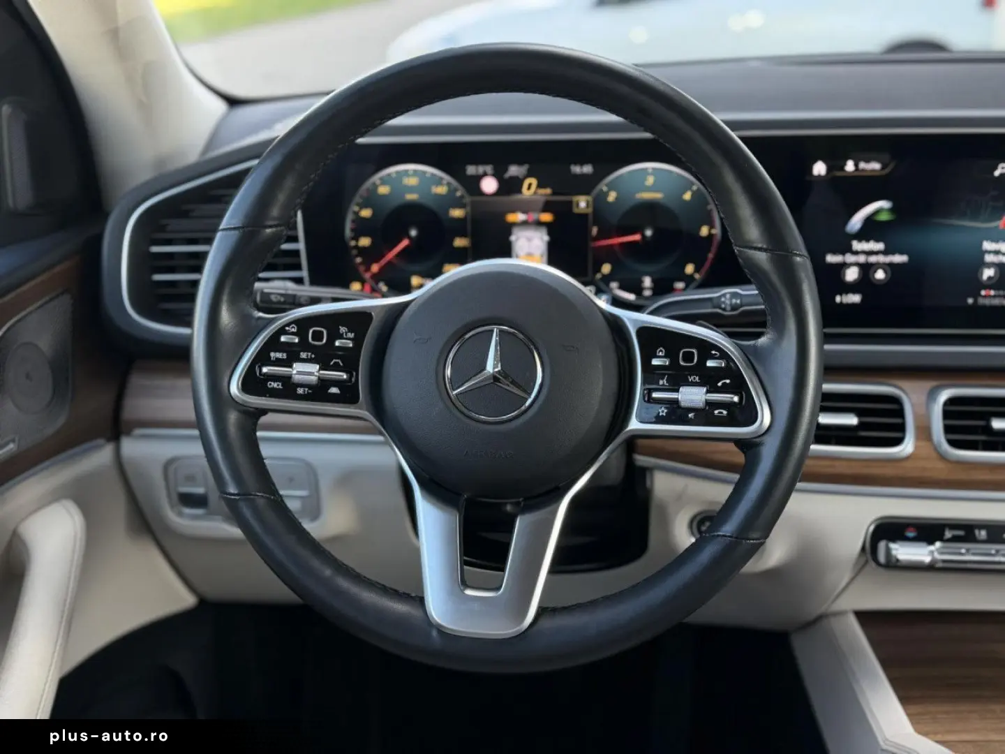 MERCEDES-BENZ GLE 400d AMG Line Night Burmester .AHK