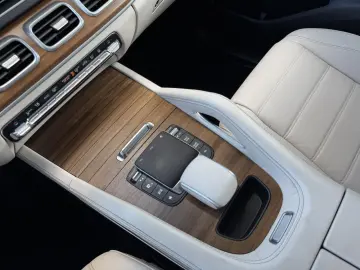 MERCEDES-BENZ GLE 400d AMG Line Night Burmester .AHK