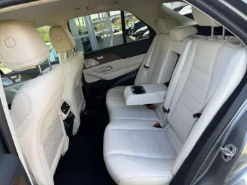 MERCEDES-BENZ GLE 400d AMG Line Night Burmester .AHK
