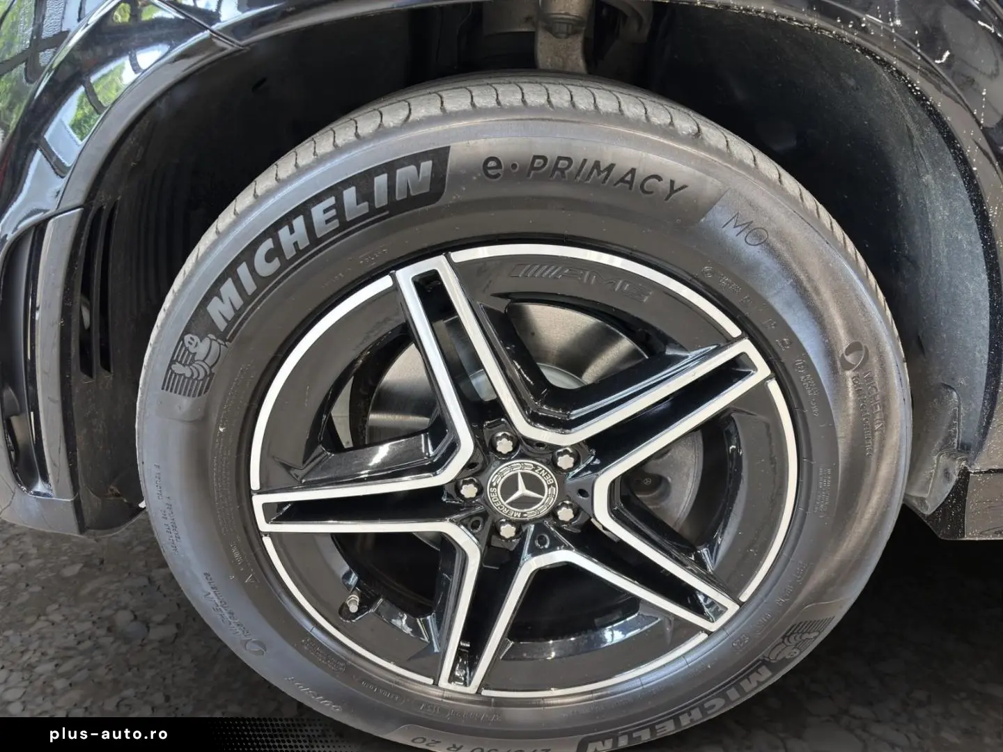 MERCEDES-BENZ GLE 400 d 4M AMG NIGHT AHK AIRM DISTR 360