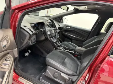 Ford Kuga ST-Line  2017