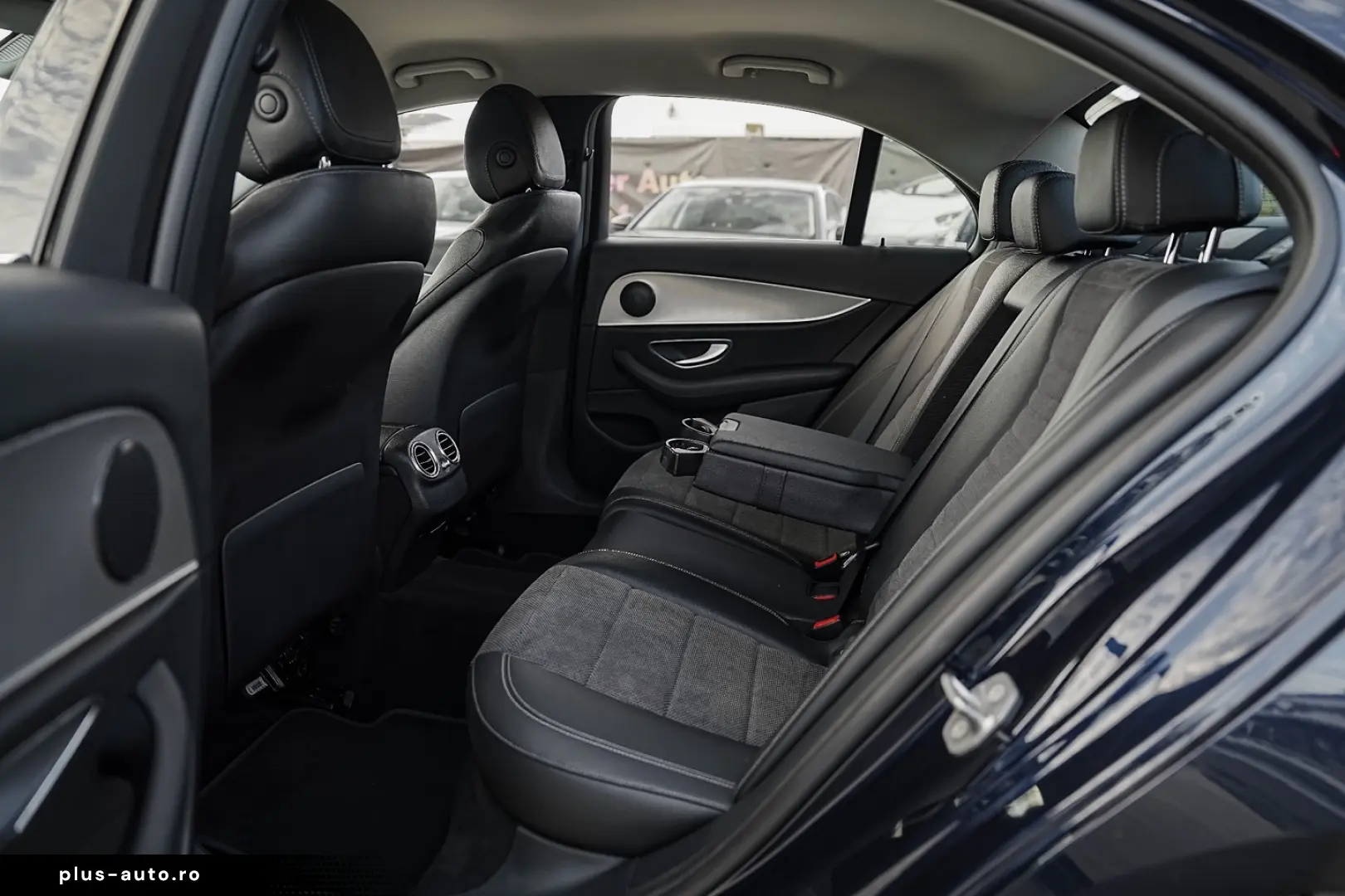 Mercedes-Benz E 200 d 9G-TRONIC AMG Line