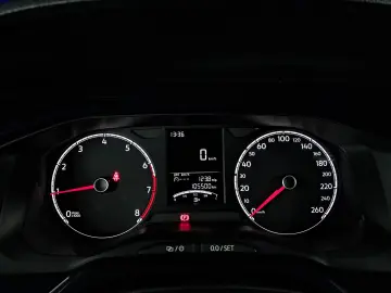 VOLKSWAGEN POLO 1.0i 65CP 2019