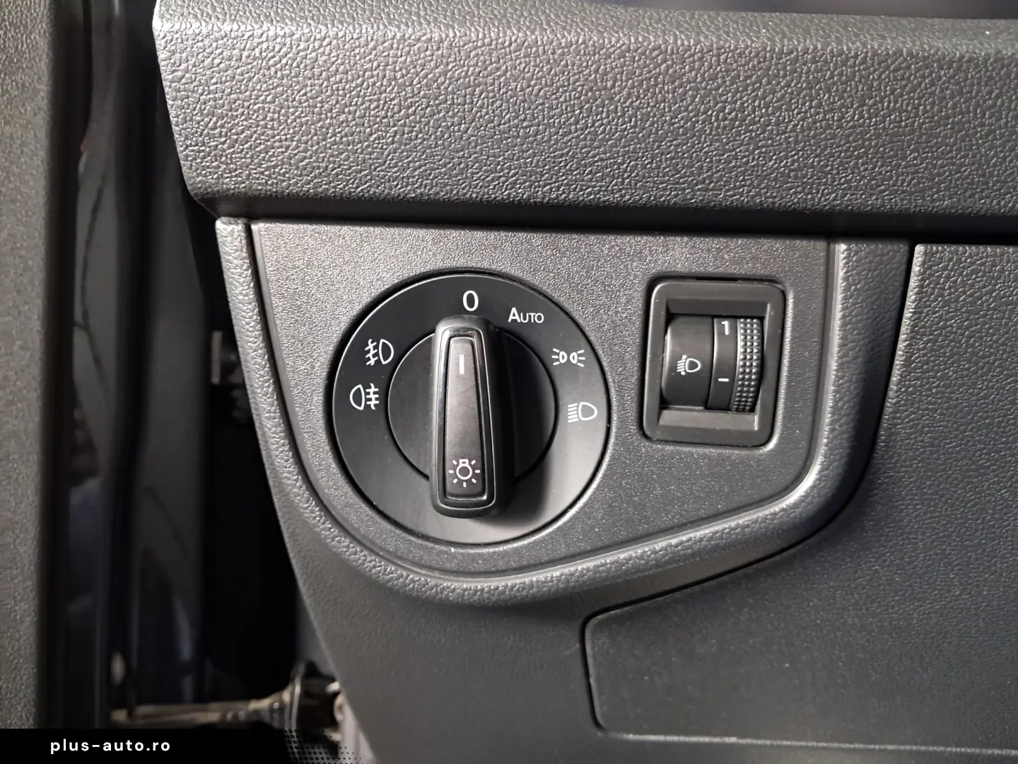 VOLKSWAGEN POLO 1.0i 65CP 2019
