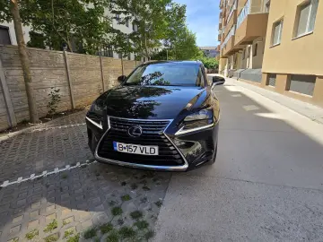 Lexus NX 300