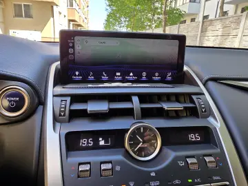 Lexus NX 300